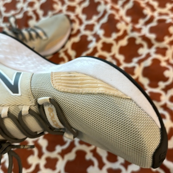 New balance MROAVFE Figs - Picture 10 of 15